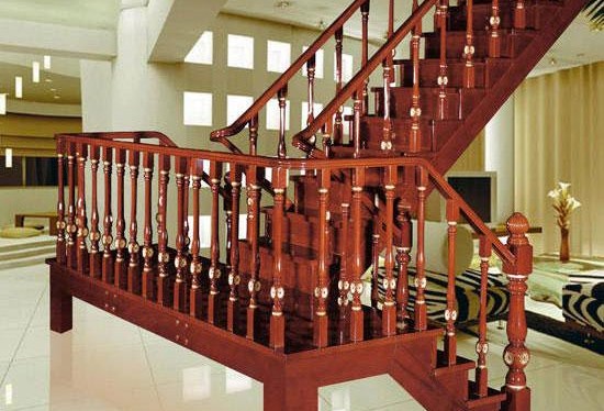 Ứng dụng gỗ căm xe