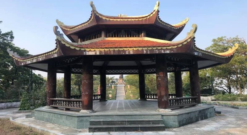 Nhà gỗ bát giác