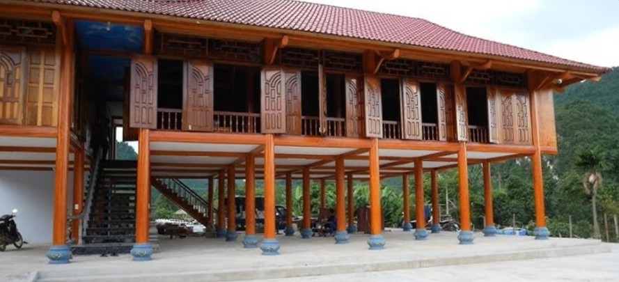 Nhà gỗ nghiến