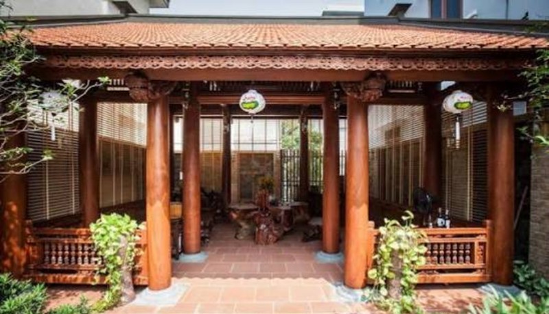 Biệt phủ gỗ 3 gian