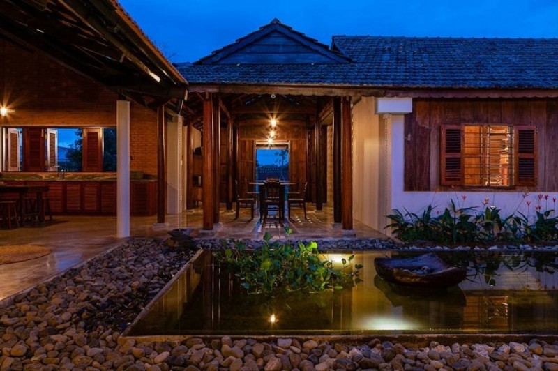 Mẫu biệt phủ bằng gỗ