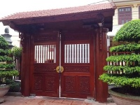 Khám phá các mẫu cổng nhà gỗ đẹp, ấn tượng và sang trọng 