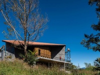 Nhà gỗ trên đồi: Không gian sống xanh giữa thiên nhiên trong lành